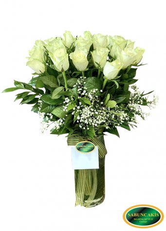 DAKKA - Cam Vazo İçerisinde 15 Adet Özel Beyaz Güller