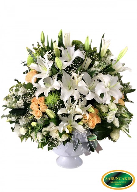SOHO - Seramik Vazoda Beyaz Çiçekler ve Somon Güller